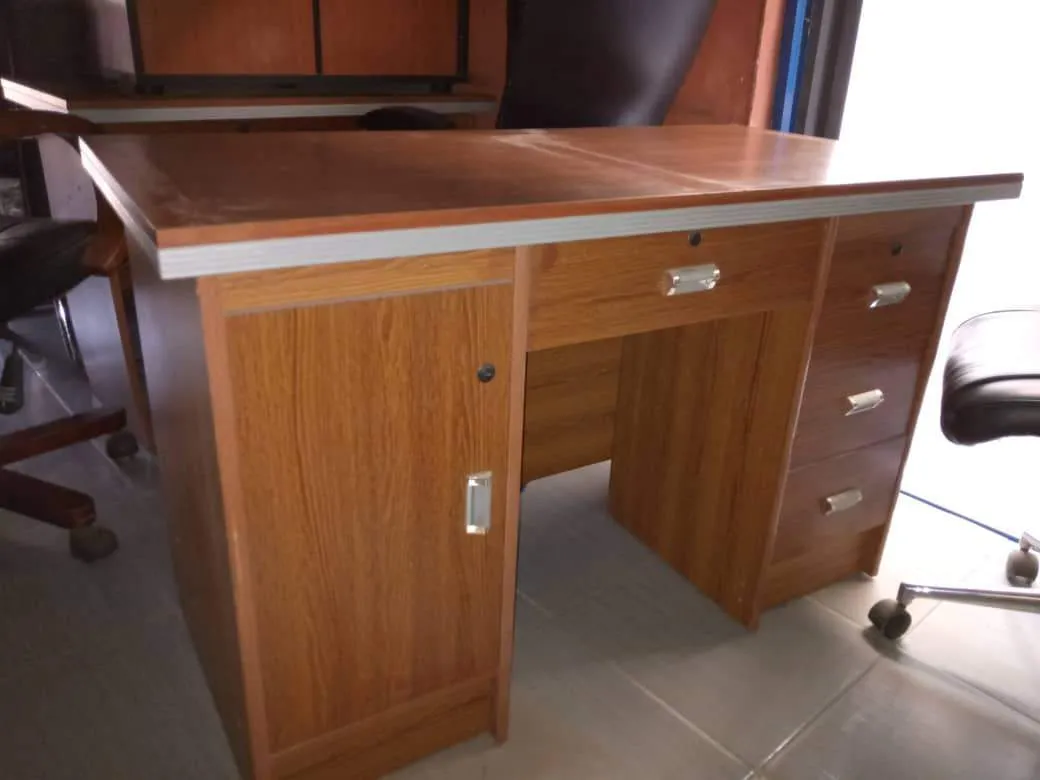 1.4 Metre Office Desk