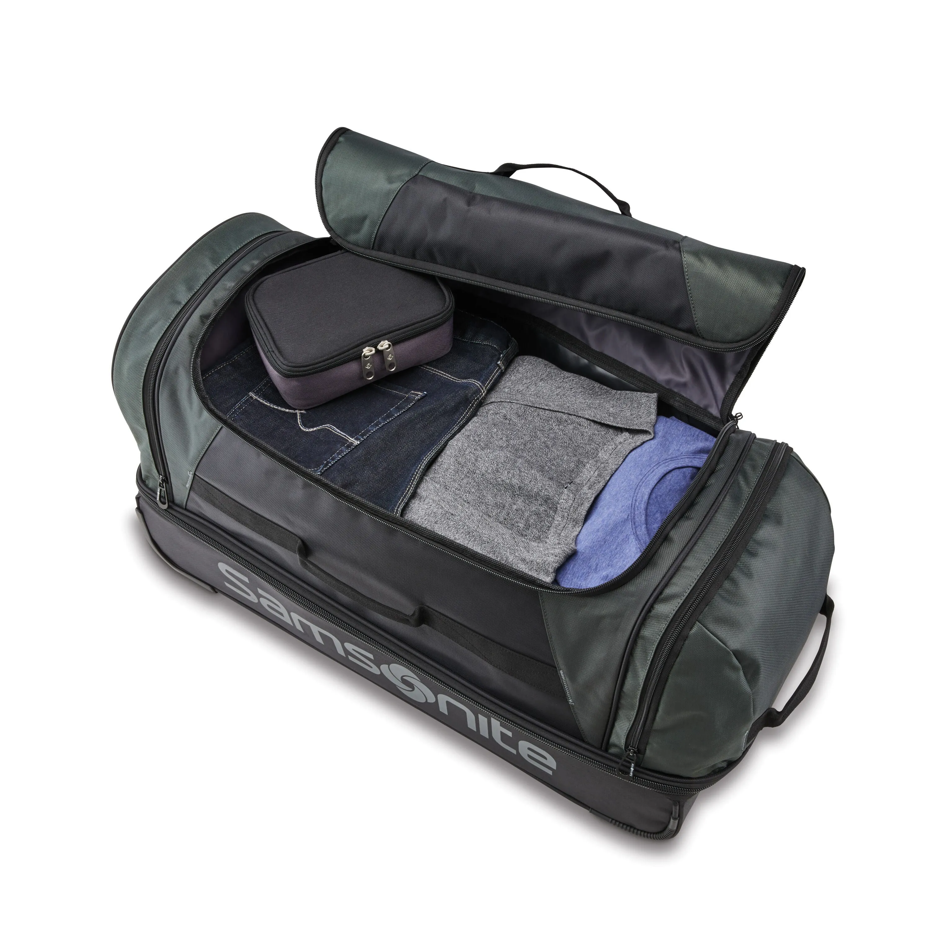 Andante 2 Softside 32" Large Checked Wheeled Duffel