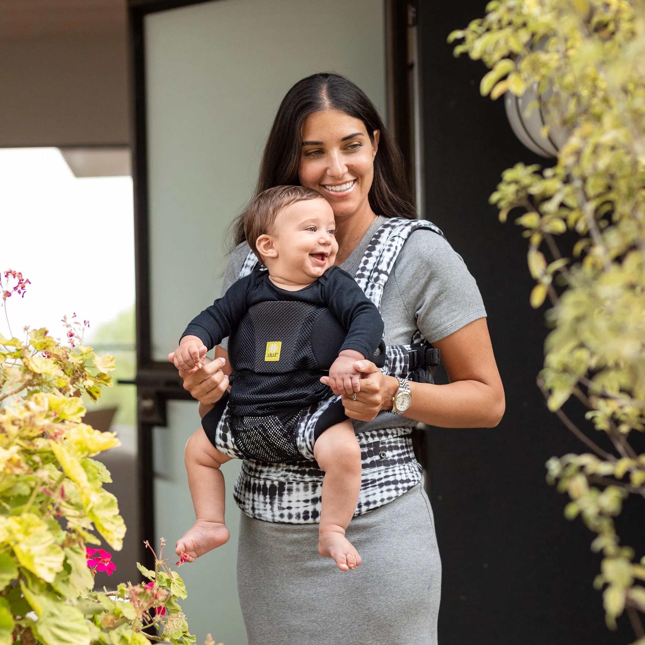 Baby Carrier Newborn To Toddler Complete Airflow Dlx In Shibori