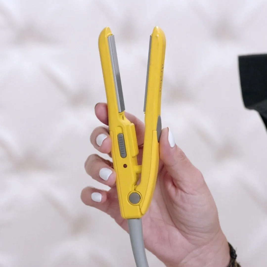 Drybar The Tiny Tress Press Detailing Iron 240V