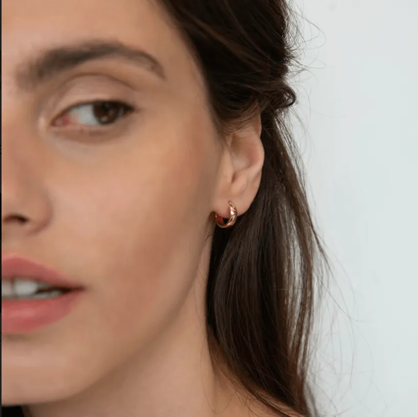 Everyday Huggie Earrings - Elba - Silver