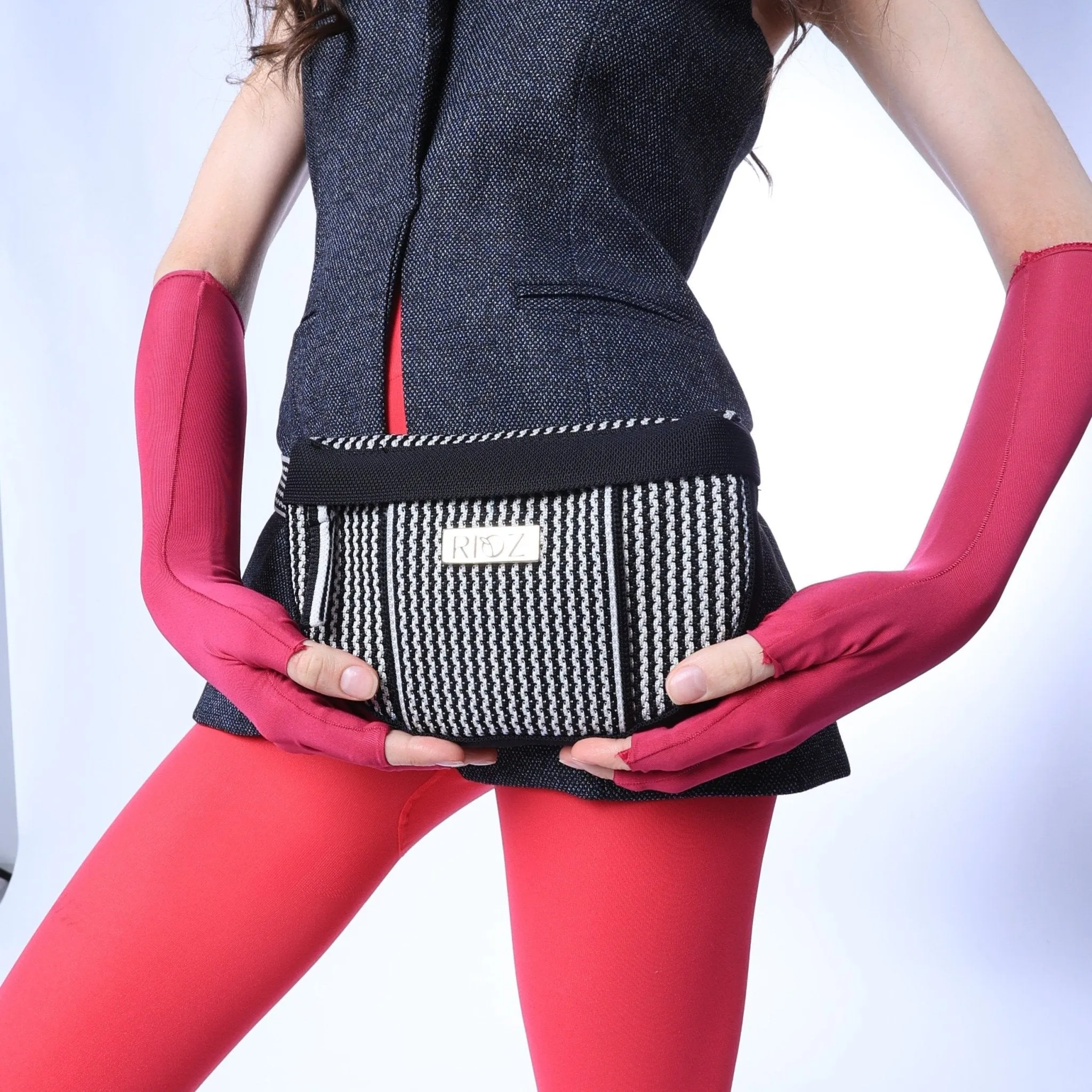 Icon Carry- Crossbody Bag