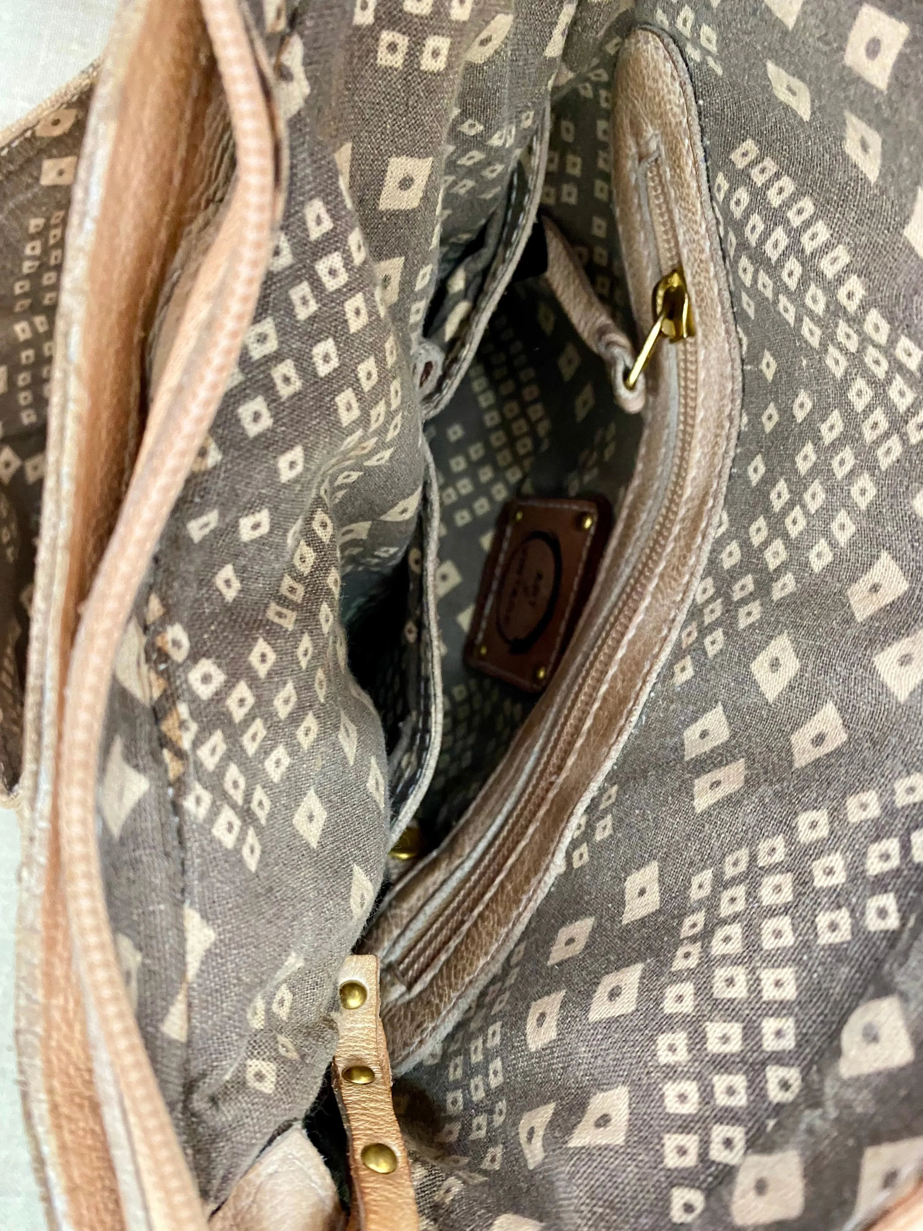 Kali Shoulder Bag - Raw