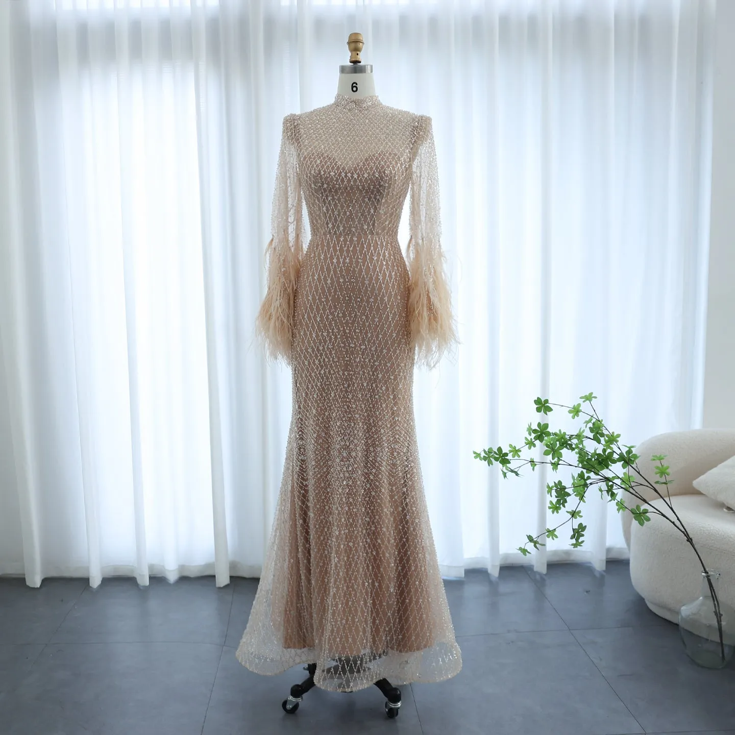 Luxury Feathers Nude Long Sleeves Evening Dress SS227