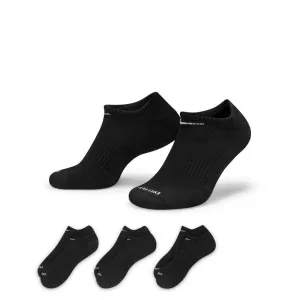 Nike Everyday Plus Cushion Training No-Show Socks (3 Pairs) Nike Everyday Plus Cushion Training No-Show Socks (3 Pairs)