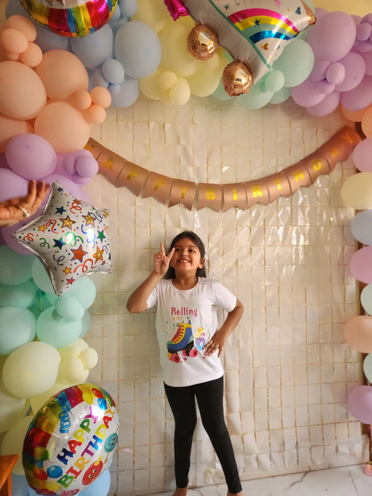 Rolling into 6 | Sixth Birthday T-Shirt | Ideal for Skate Lovers