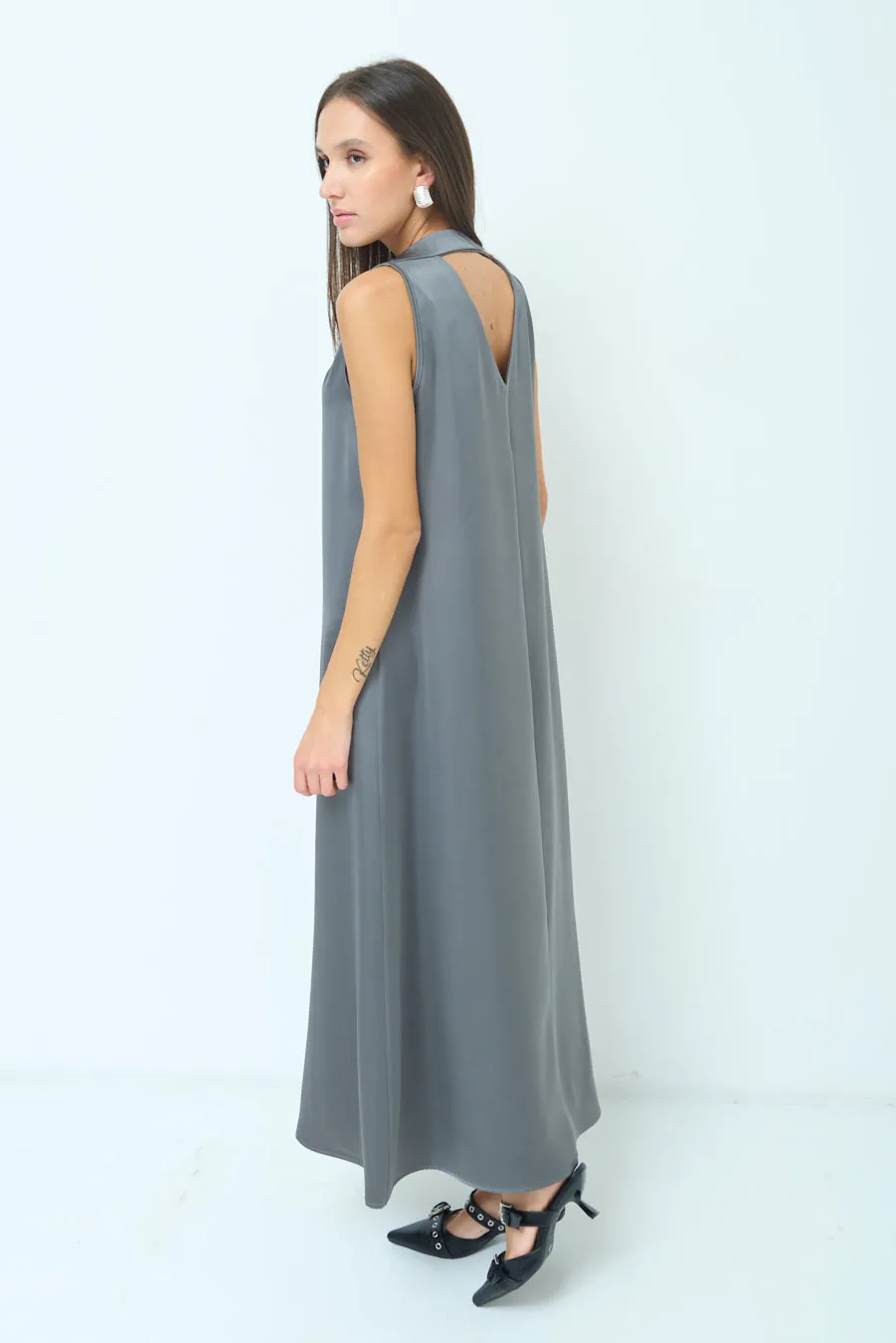 Satin sleeveless V-neck midi dress wholesale