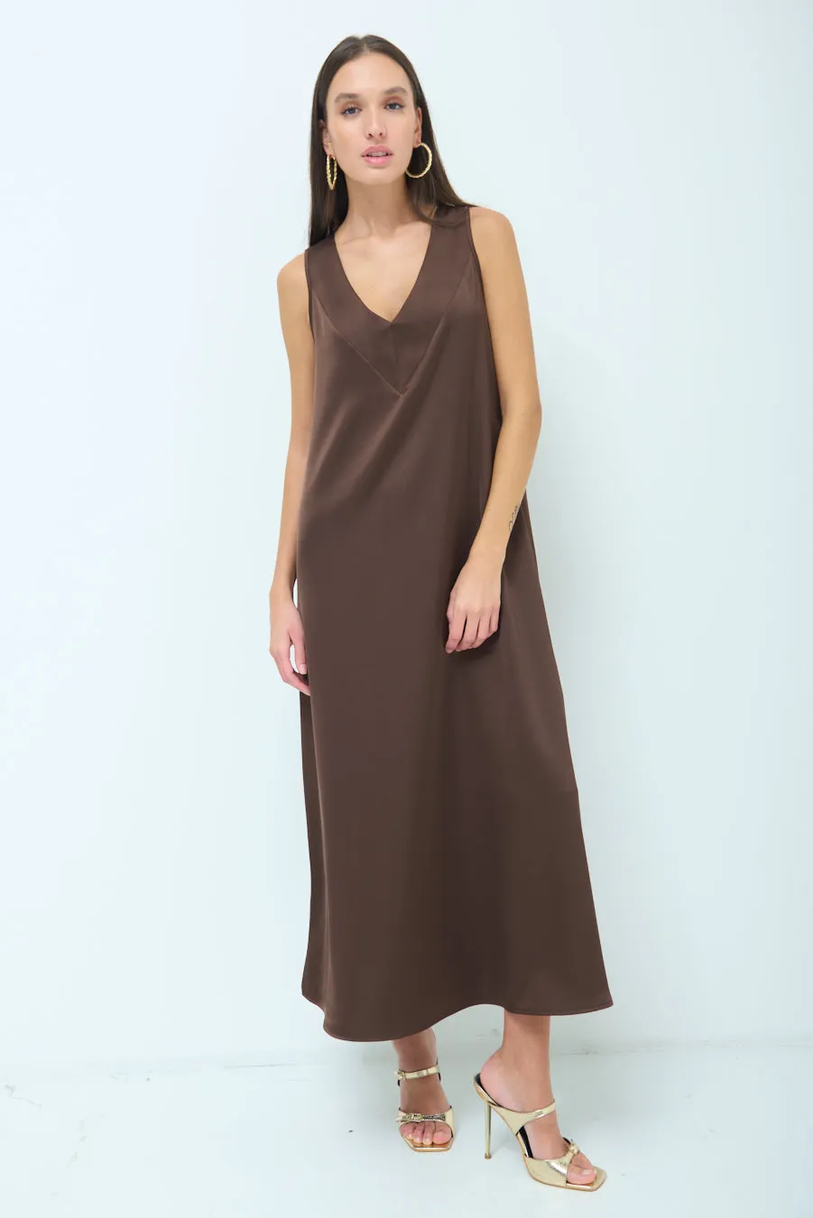 Satin sleeveless V-neck midi dress wholesale