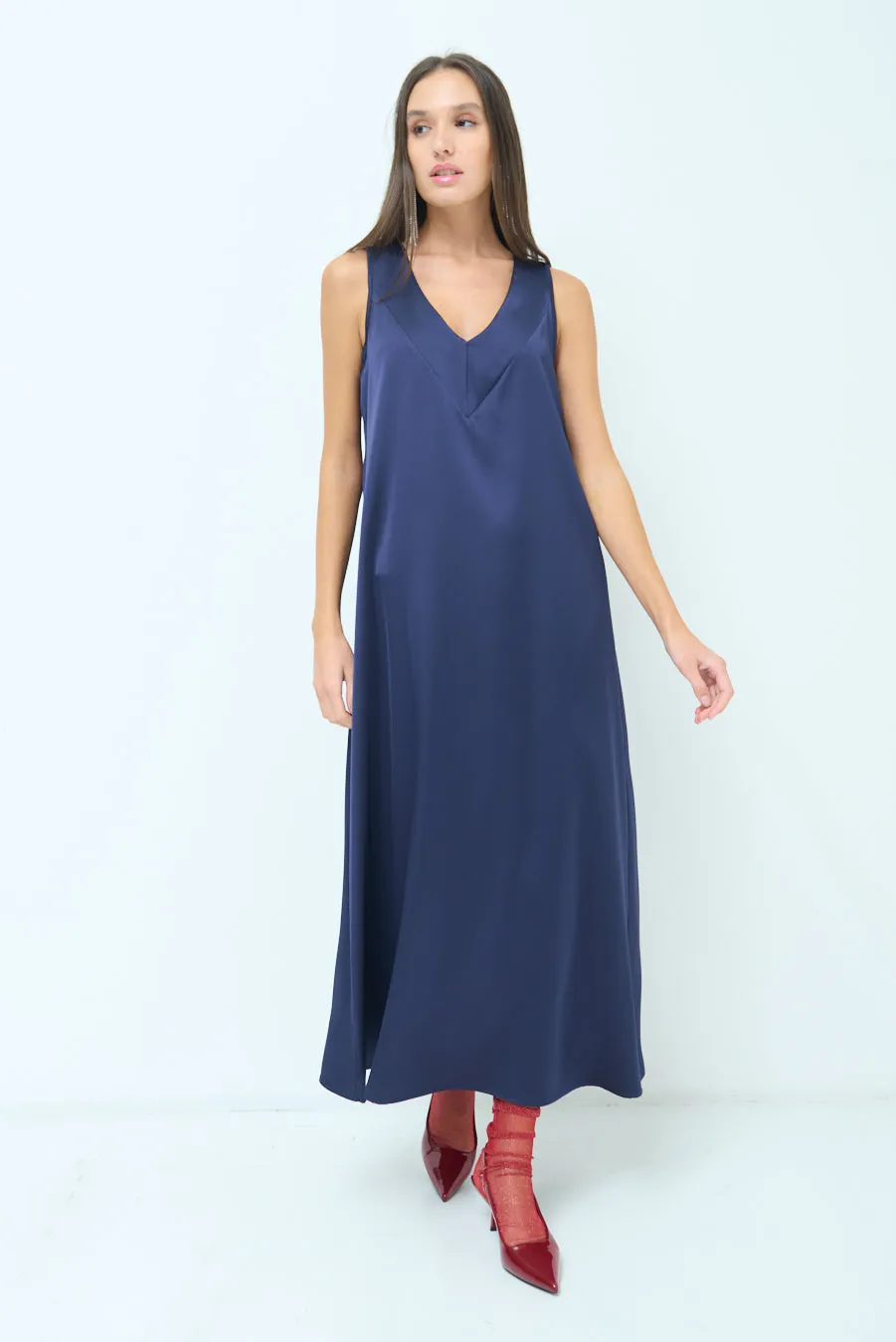 Satin sleeveless V-neck midi dress wholesale
