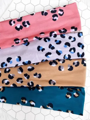 Scattered Leopard Knottie