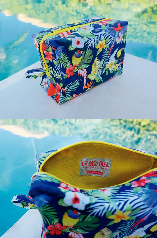 TUCAN / tropical makeup bag