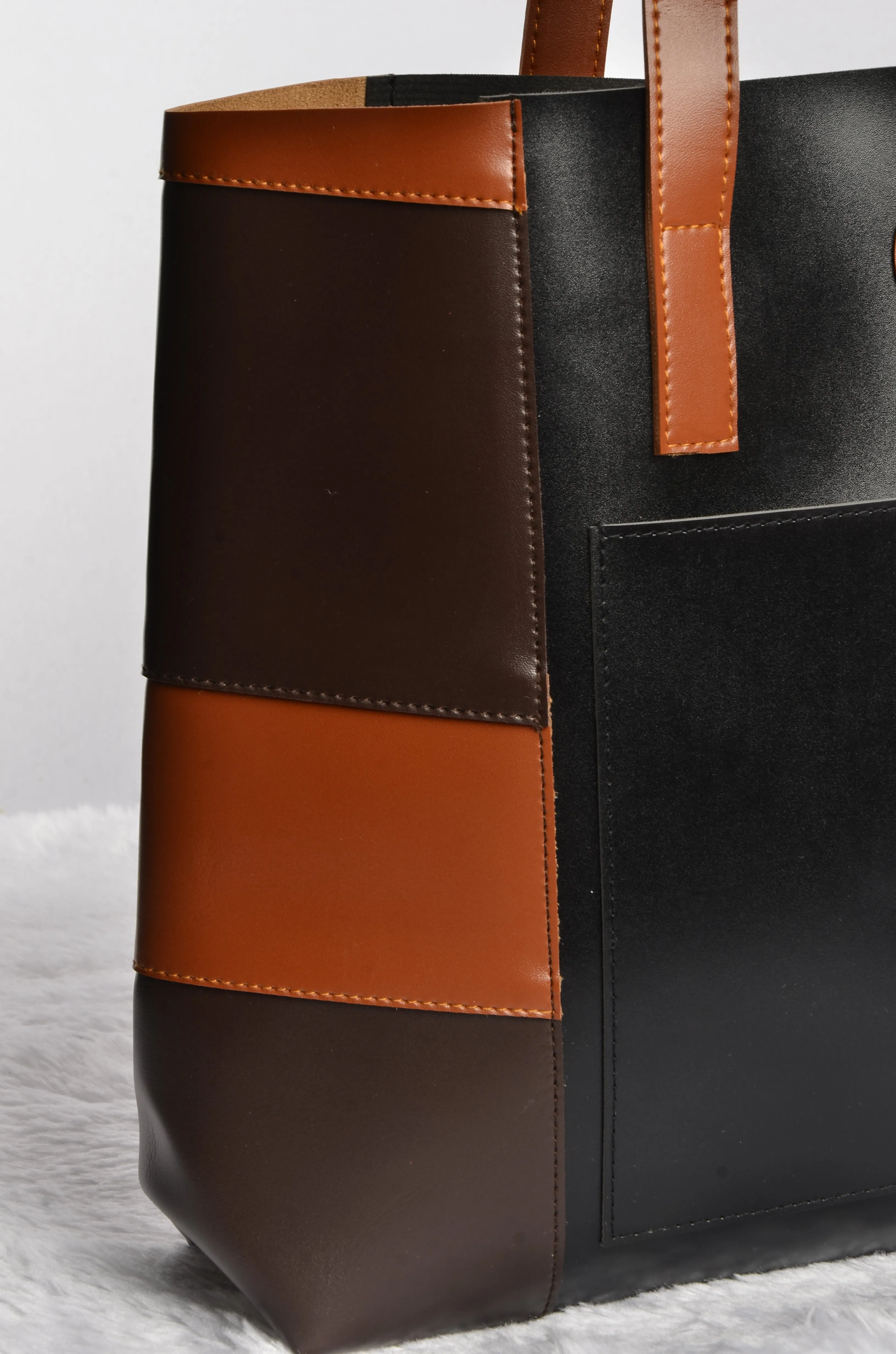 Two toned tote bag