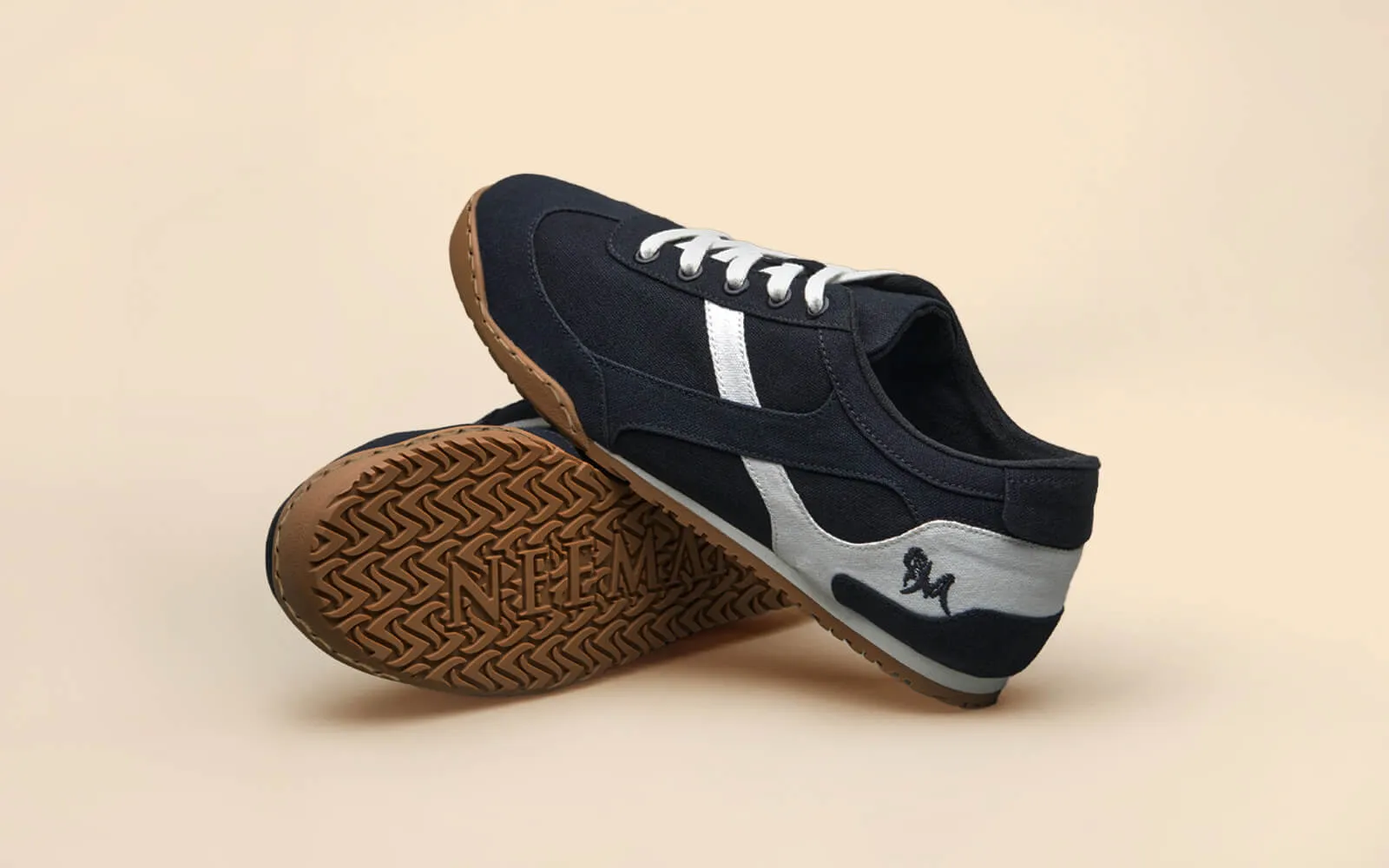 Urban Casuals : Fusion Black